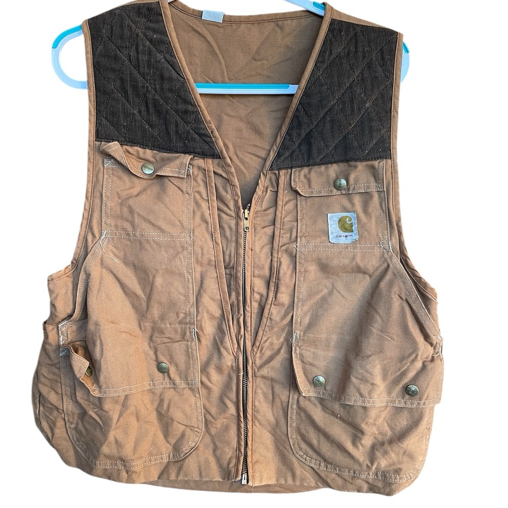 Carhartt  made in USA hunting field vest. See measurements for sizing